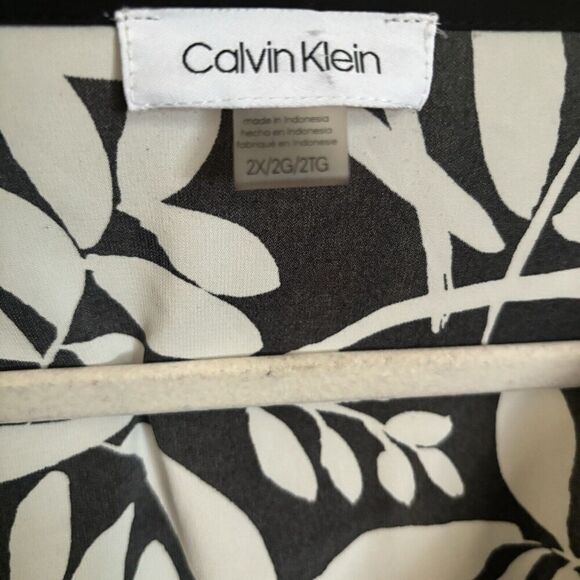 Calvin Klein Top Womens 2X Multicolor Floral Print Split Neck Stretch Blouse - Picture 7 of 9